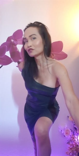 Illari, vip donne in Bologna id2686