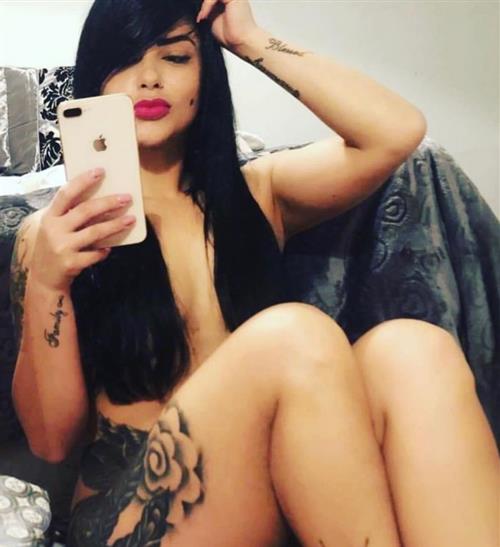 Duong, escort in Reggio Emilia id246